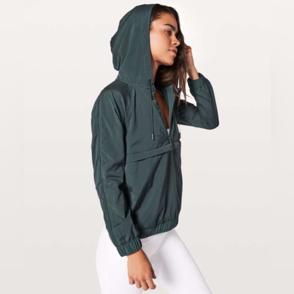 Lululemon Pack Light 1/2 Zip Pullover